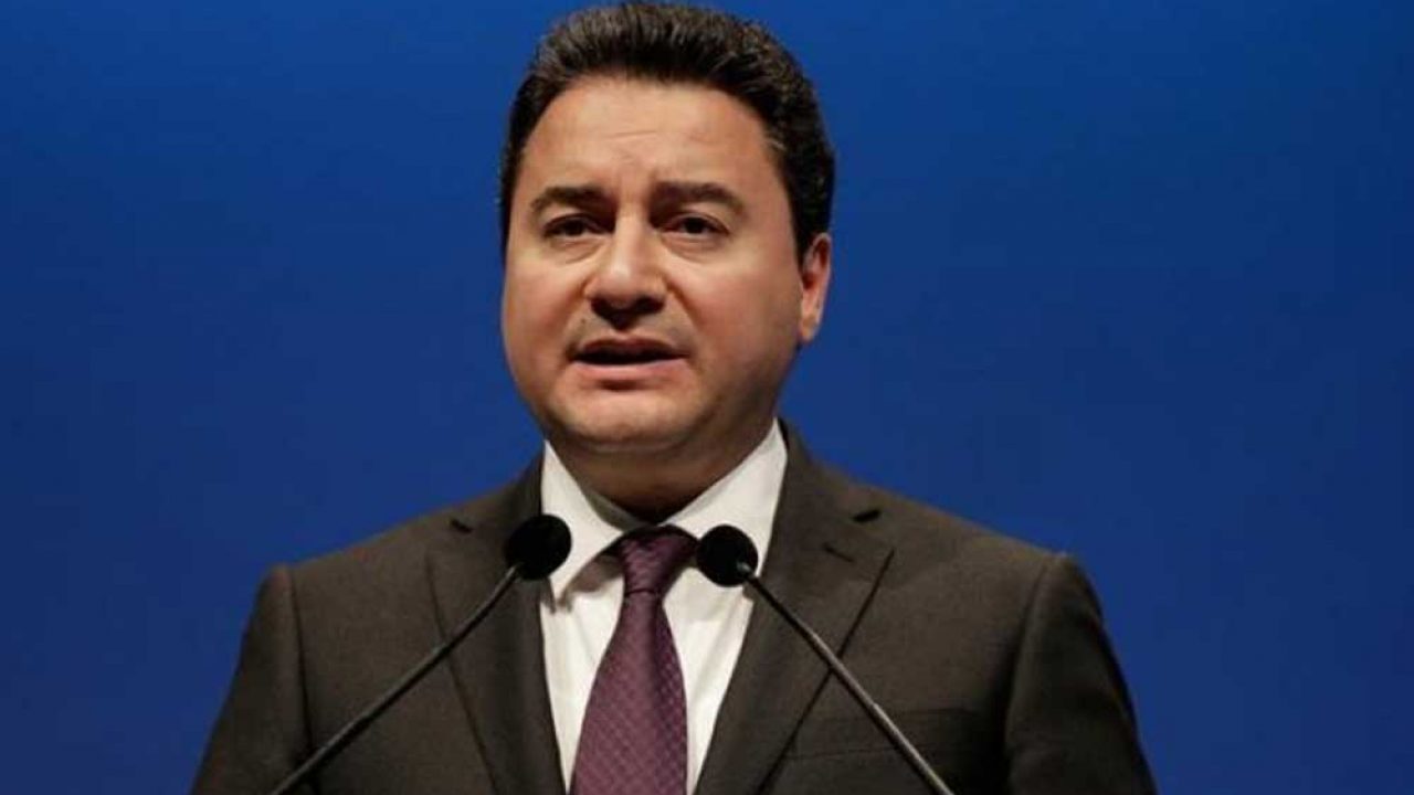 Ali Babacan'dan yasak yorumu : "Sokağa çıkma cezalarıyla para toplamaya çalışıyorlar"