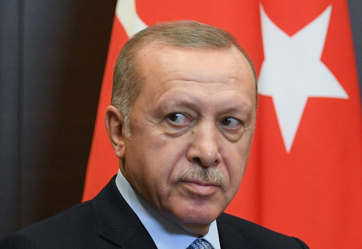 Çölaşan'dan Erdoğan'a: Zahmet edip Meclis'e uğra, sorulan sorulara yanıt ver