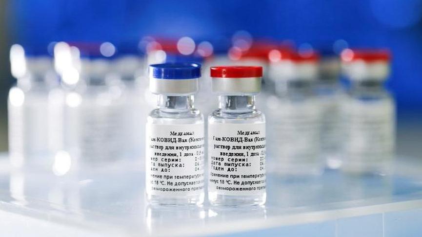 Rus aşısı Sputnik V ile İngiliz aşısı Astrazeneca birleşiyor