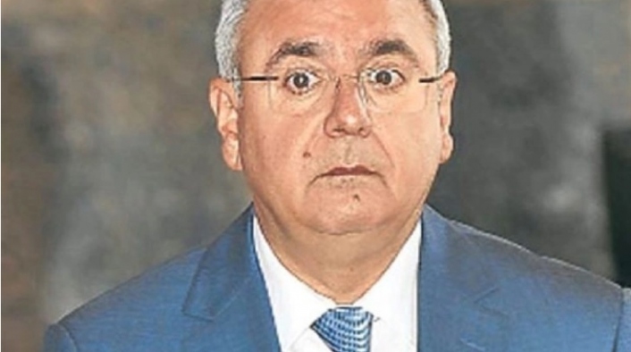 AKP'li Metiner: Dolar 8’e merdiven dayadı. Ne iştir?