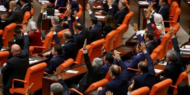 Deprem hazırlığı çalışmalarına AKP ve MHP'den red