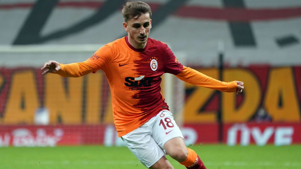 Galatasaray'da gençleştirme politikası: Yıldızlara yol göründü