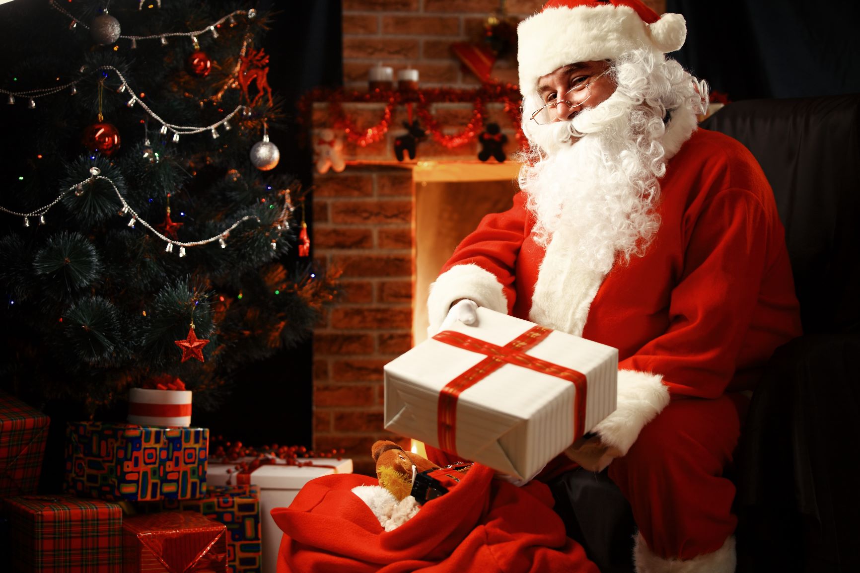 Noel Baba'nın hediyesi koronavirüs oldu