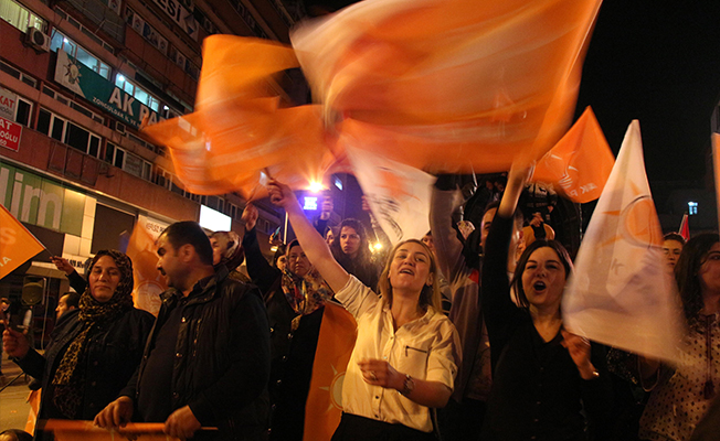 O ilde 'hayır' çıktı, AKP kutlama yaptı