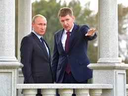 Putin ve Reşetnikov’un arasına kara kedi girdi