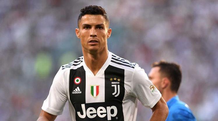 Cristiano Ronaldo, boksu futbola tercih ediyor