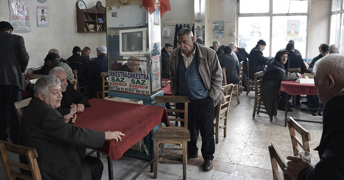 New York Times'tan Türkiye'deki kahvehaneler hakkında yorum: Kapanabilir