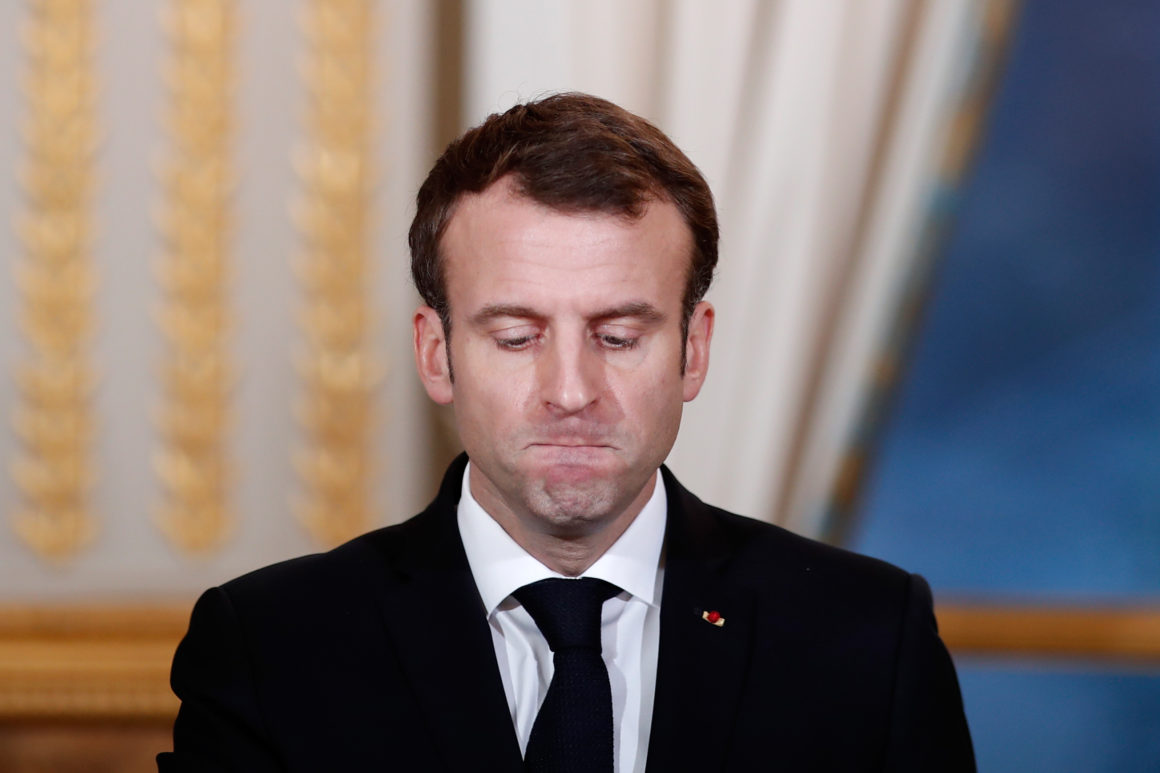 Fransa Cumhurbaşkanı Macron koronavirüse yakalandı