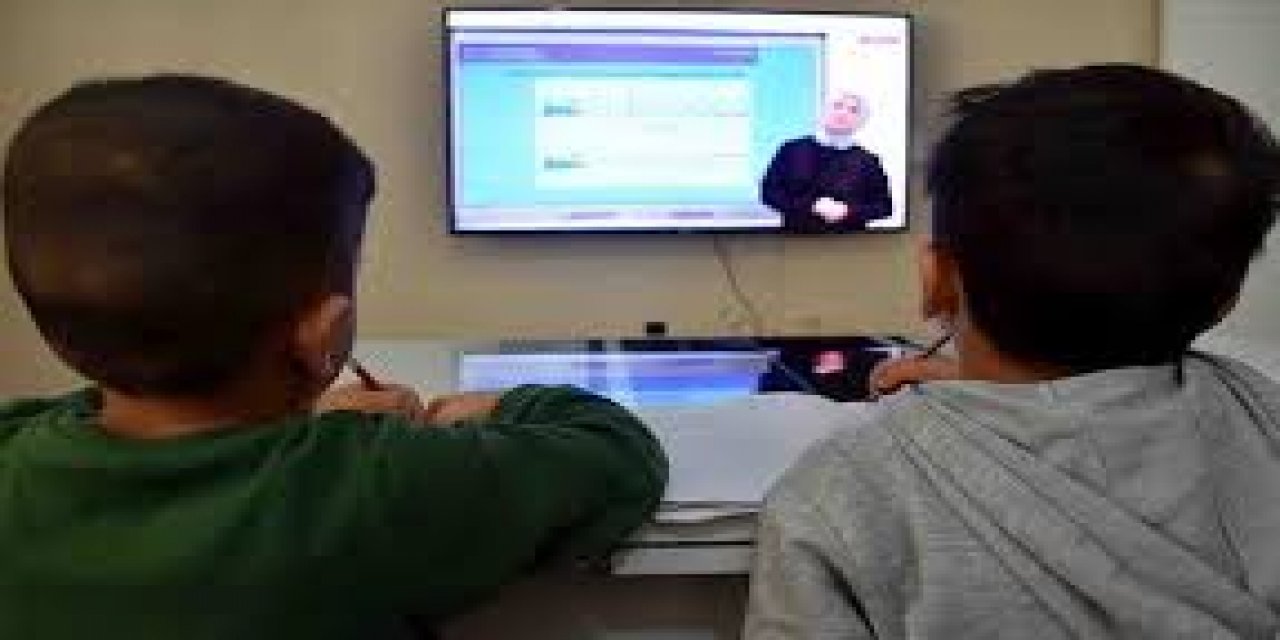 MEB, uzaktan eğitimin süresini uzattı