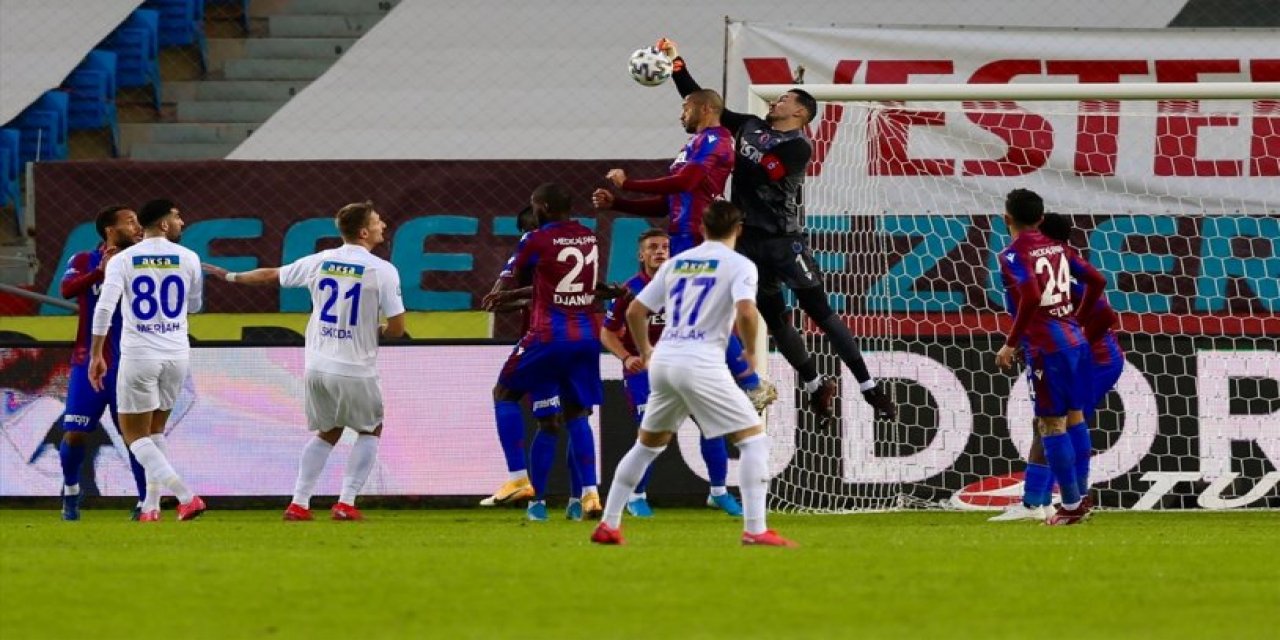 Trabzonspor, Çaykur Rizespor karşısında kazanmayı bildi