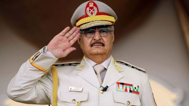 Hafter, Türkiye'yi tehdit etti: Savaşa hazır olun!