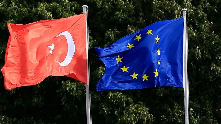 AB Komisyonu Türkiye'yi Selahattin Demirtaş konusunda uyardı