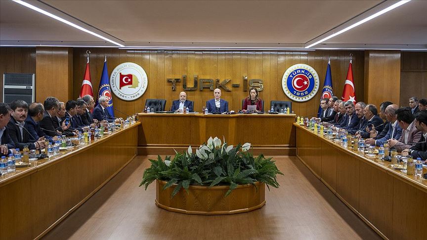 Türk-İş, Hak-İş ve DİSK ortak asgari ücret görüşünü açıkladı
