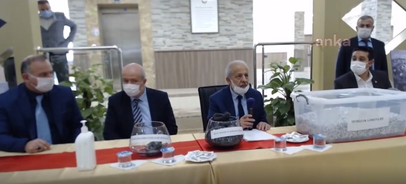 İşsizlik almış başını gidiyor: 81 kişinin alınacağı işe 16 bin 848 başvuru!