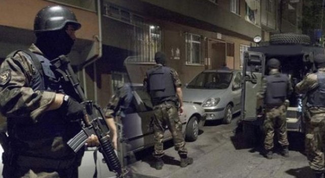 İstanbul 'da aranan 209 kişi nefes kesen bu görüntülerle yakalandı!