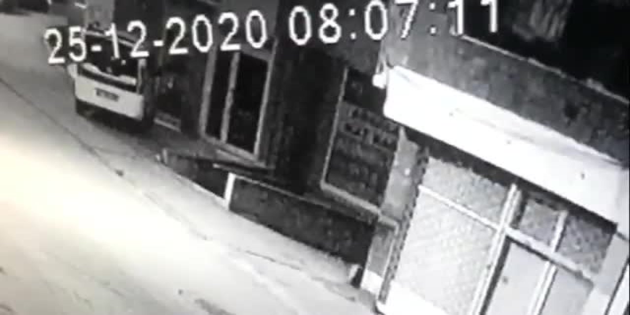 Sancaktepe'de evlere giren 3 hırsız yakalandı