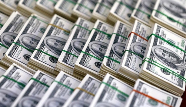 Bakanlıktan güpegündüz 1 milyon dolar çaldılar