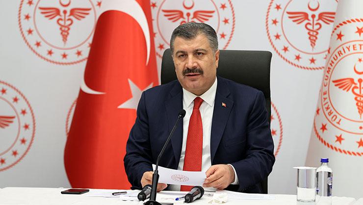 Sağlık Bakanı'na sosyal medyadan soru sordu: Bakanlığın bilgilendirme yaptığı Whatsapp grubundan çıkarıldı