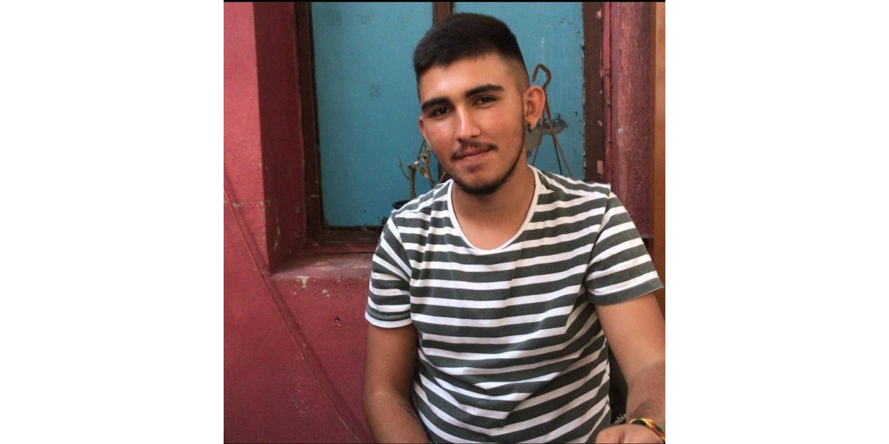 'Musa Orhan katildir' yazan genç, İçişleri Bakanlığı’na hakaretten gözaltına alındı