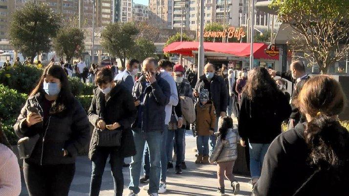 Yılbaşı kısıtlaması öncesi AVM'ler doldu taştı