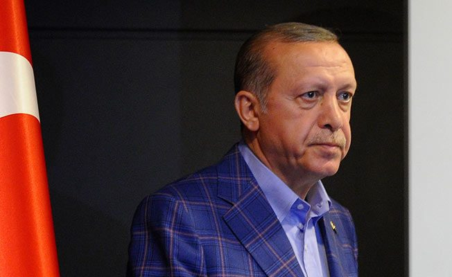 Erdoğan'dan CNN International'a referandum değerlendirmesi: Diktatörlüklerde başkanlık sistemi olacak diye bir şey yok