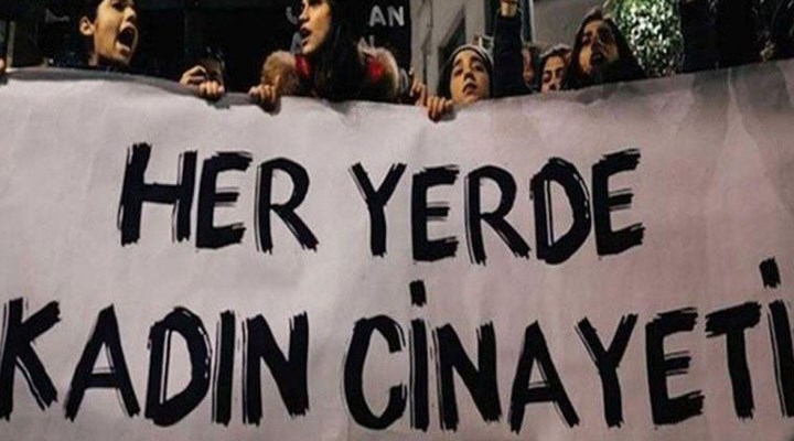 2020'de 300 kadın cinayete bağlı yaşamını yitirdi