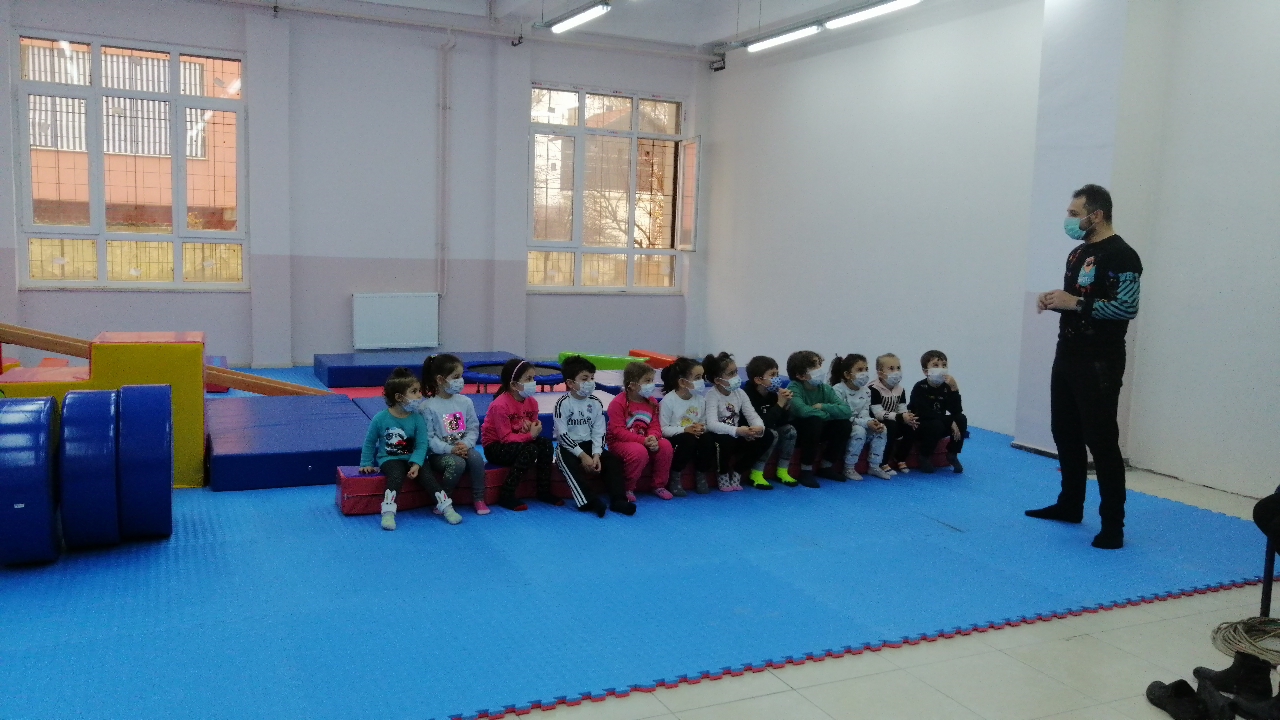 Manisa'da Spora Cimnastik İle Başlıyorum Projesi