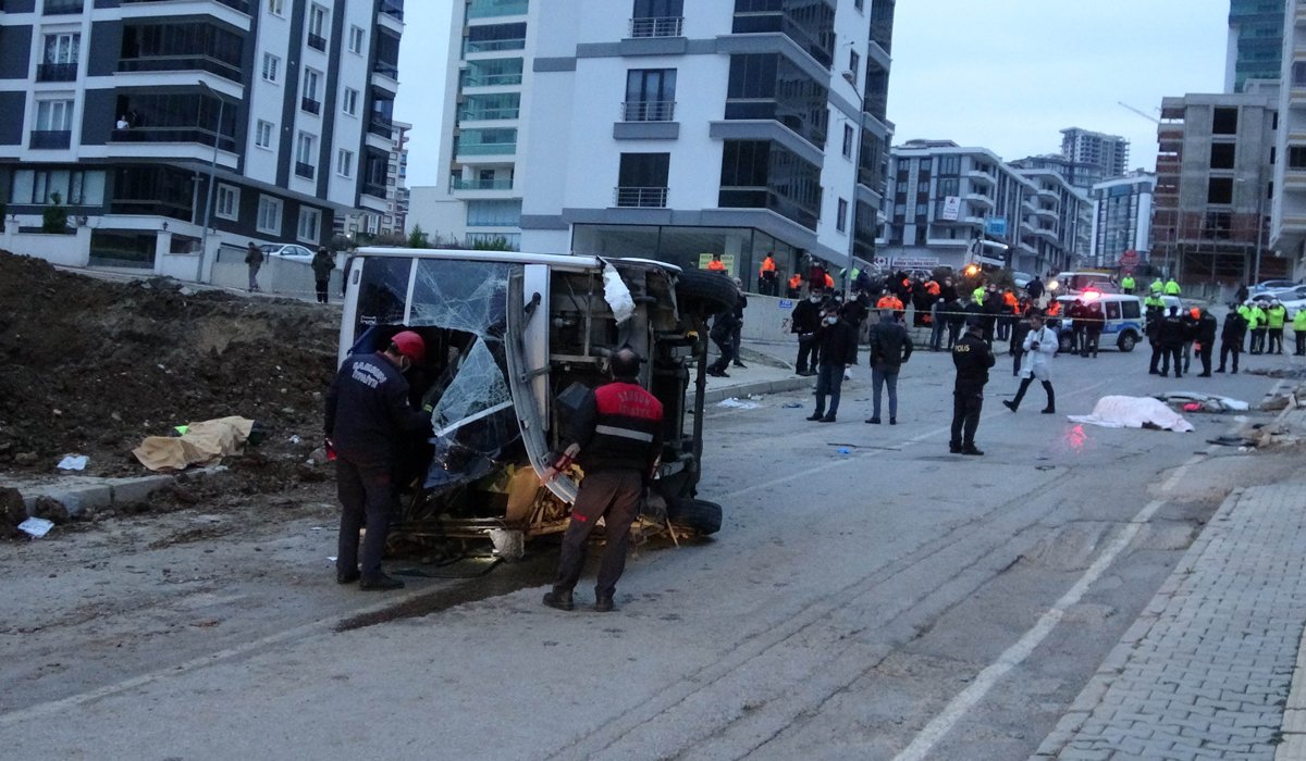 Atakum Belediyesi'ne ait araç devrildi: Ölü sayısı 3'e çıktı