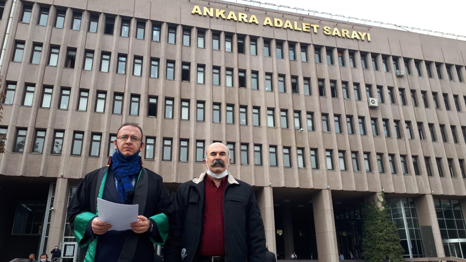AKP Grup Başkanvekili'ne FETÖ'den suç duyurusu