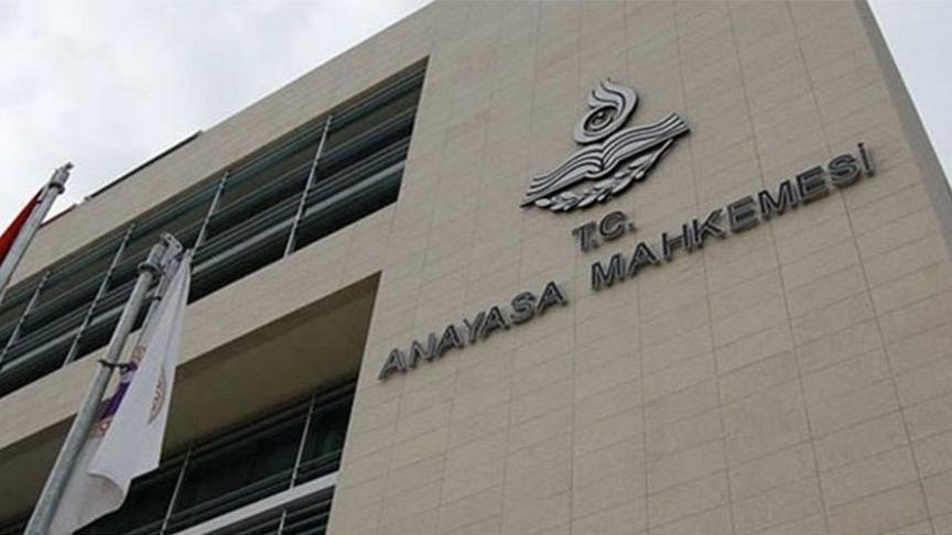 Hakimler AYM kararlarına uymak zorunda mı kalacak?