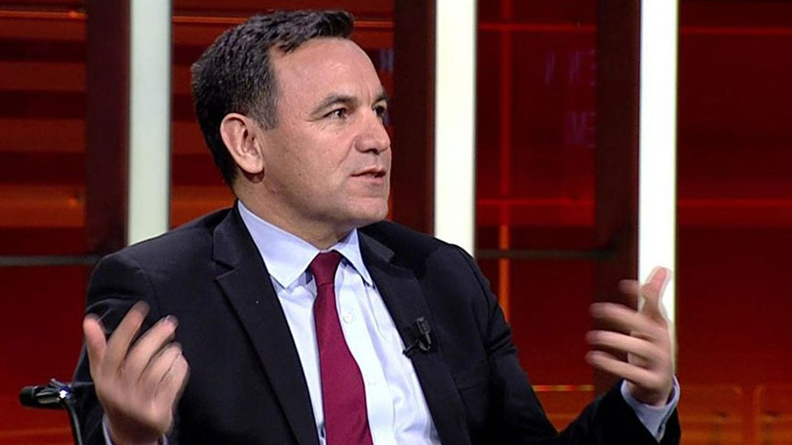 Deniz Zeyrek, Kaftancıoğlu ile ilgili Erdoğan'ı eleştirdi: "Erdoğan'ın bu yaklaşımı tehlikeli ve zararlı"