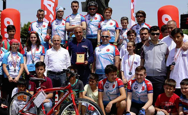 23 Nisan için pedallayacaklar