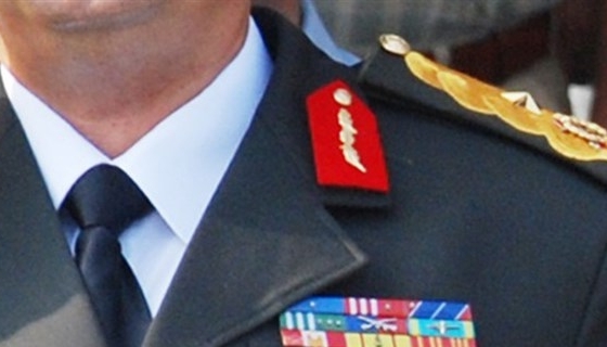 İki hakim subaya meslekten ihraç