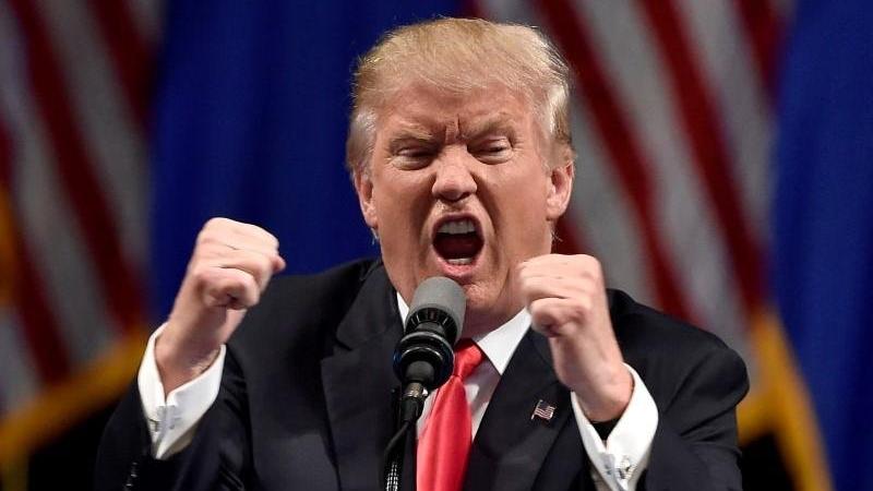 Gerginlik büyüyor! Trump’ın oteli bariyerlerle çevrildi
