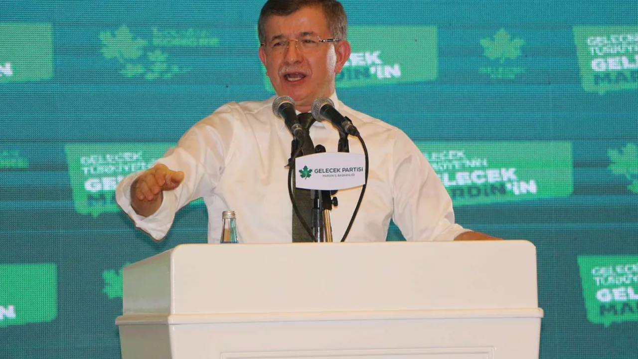 Davutoğlu, saldırının hesabını bir kez daha sordu: "Silahlı-sopalı saldırganlar nerede?"