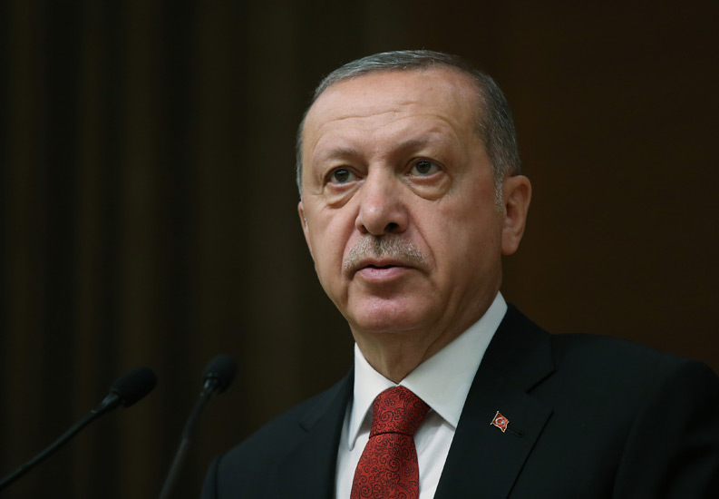 "Takoz varsa o da AKP'dır"