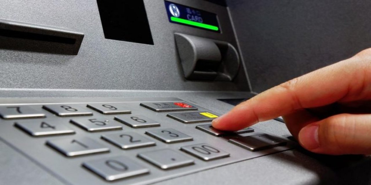 AKP'den dev hizmet! Köye ATM kuruldu, AKP teşkilatı açılış yaptı!