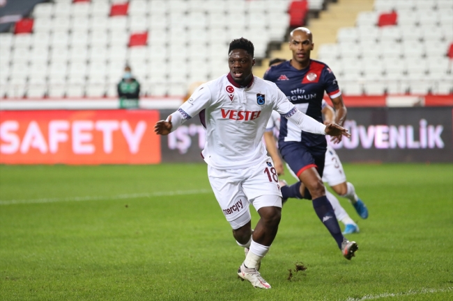 Antalyaspor-Trabzonspor karşılaşması 1-1 berabere bitti!