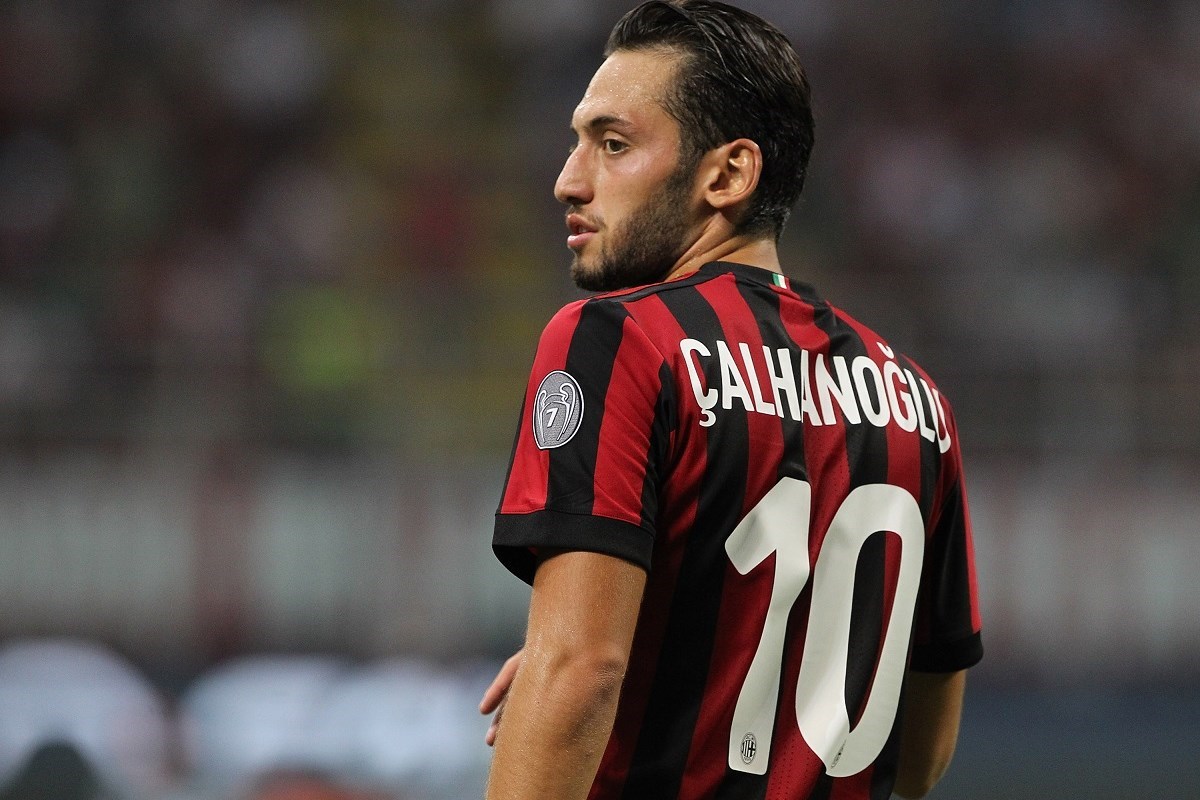 Hakan Çalhanoğlu'nun testi pozitif çıktı