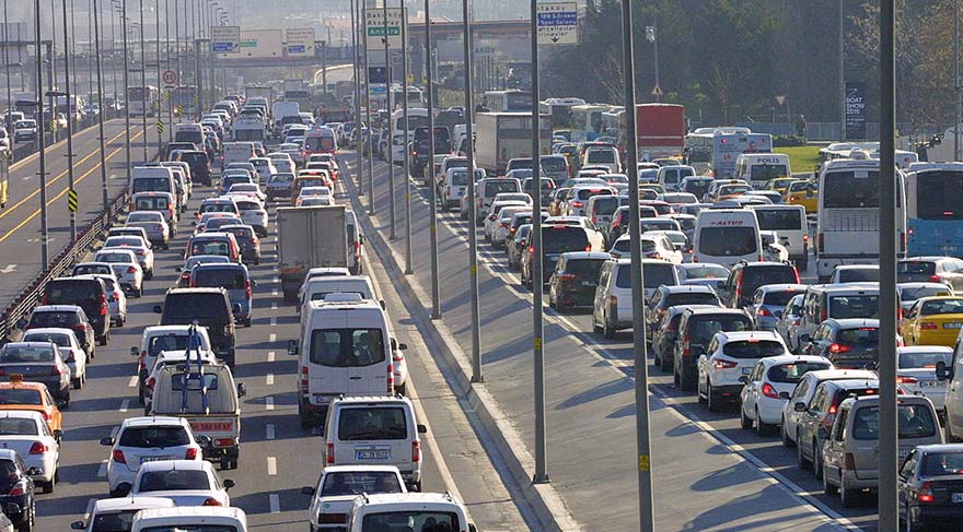 İstanbul trafiği yine kilit!