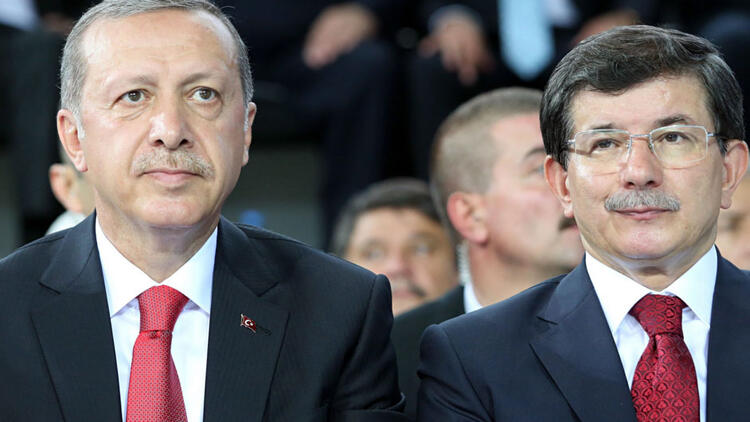 Davutoğlu, "Her şeyi AKP'ye yıkacaklar" derken neyi kastetti?