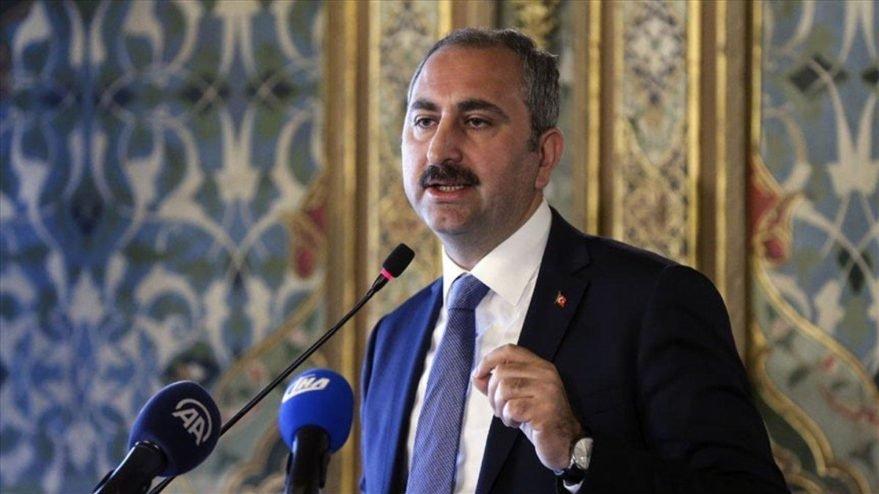 Adalet Bakanı Gül’den ‘Enis Berberoğlu’ açıklaması: "Adaletin figürü gözü bağlıdır"