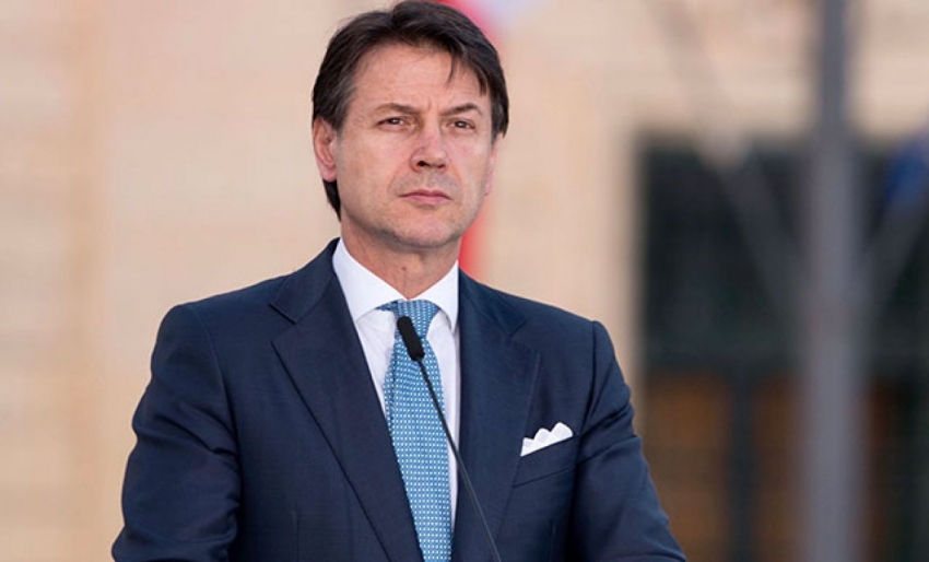 İtalya'da Başbakan Giuseppe Conte istifasını cumhurbaşkanına sundu