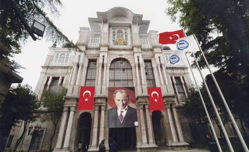 Marmara Üniversitesi’ne ‘Tayyip’e sor’ soruşturması şoku!