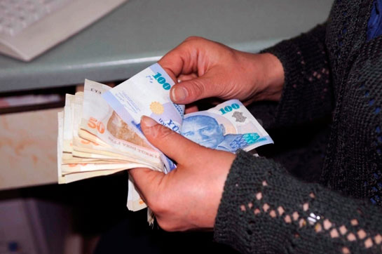 Kamu işçisinin ilave tediyeleri bugün yatıyor
