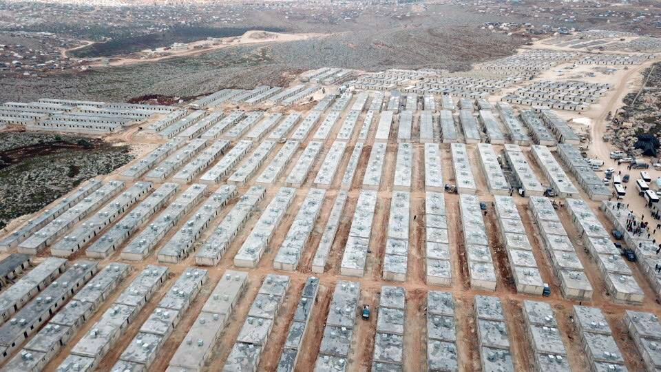 Türkiye’den Suriye’ye bir yardım daha: 27 bin 665 briket ev!