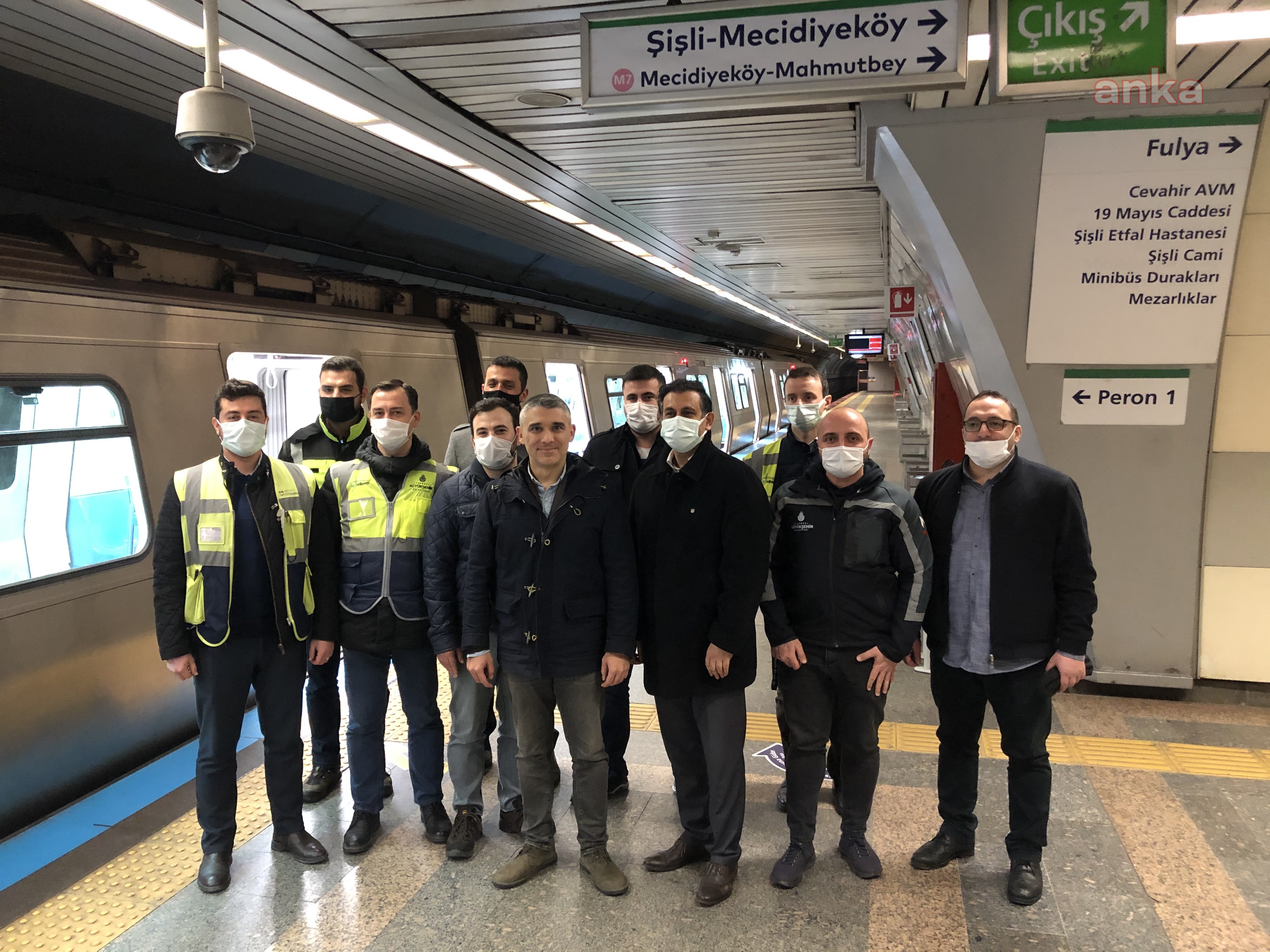 “İnternetçi arkadaş”  Taylan Yıldız, İstanbul metrosunda interneti denedi!