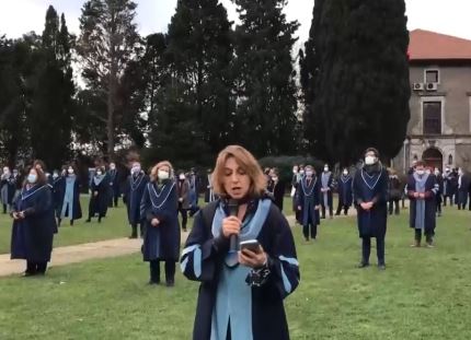 Boğaziçi Üniversitesi öğretim üyeleri, öğrencilerin serbest bırakılması çağrısında bulundu