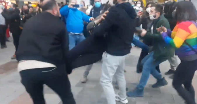Kadıköy'de sert müdahale!