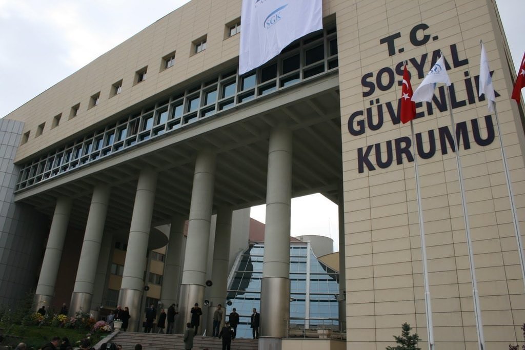SGK uygulama değişikliği yaptı! Saydan: “İnsanımızı gözüyle geliri arasında tercih yapmaya zorlamamalıyız”
